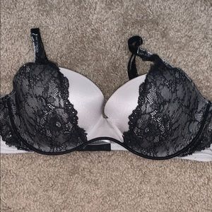 Victoria’s Secret bra